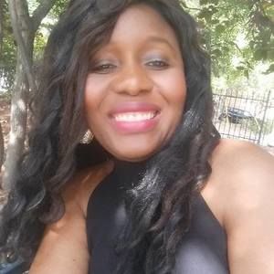 Meet your Posher, Priscila